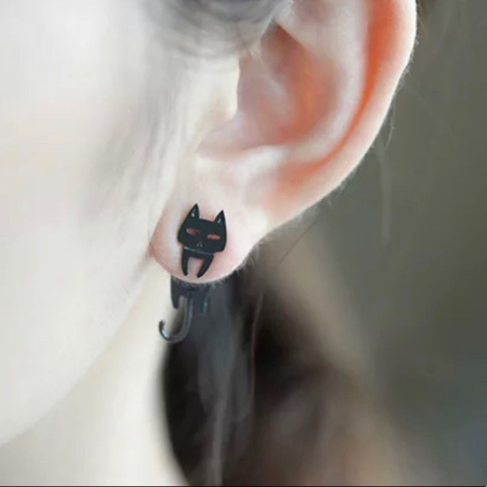 Cat Earrings Black